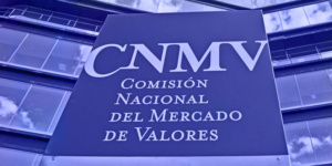 La Comisión Nacional del Mercado de Valores: instituciones que torean la implementación de buzones seguros para las denuncias anónimas